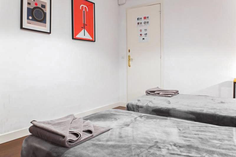 Traveller House Apartment Barcelona Exterior photo